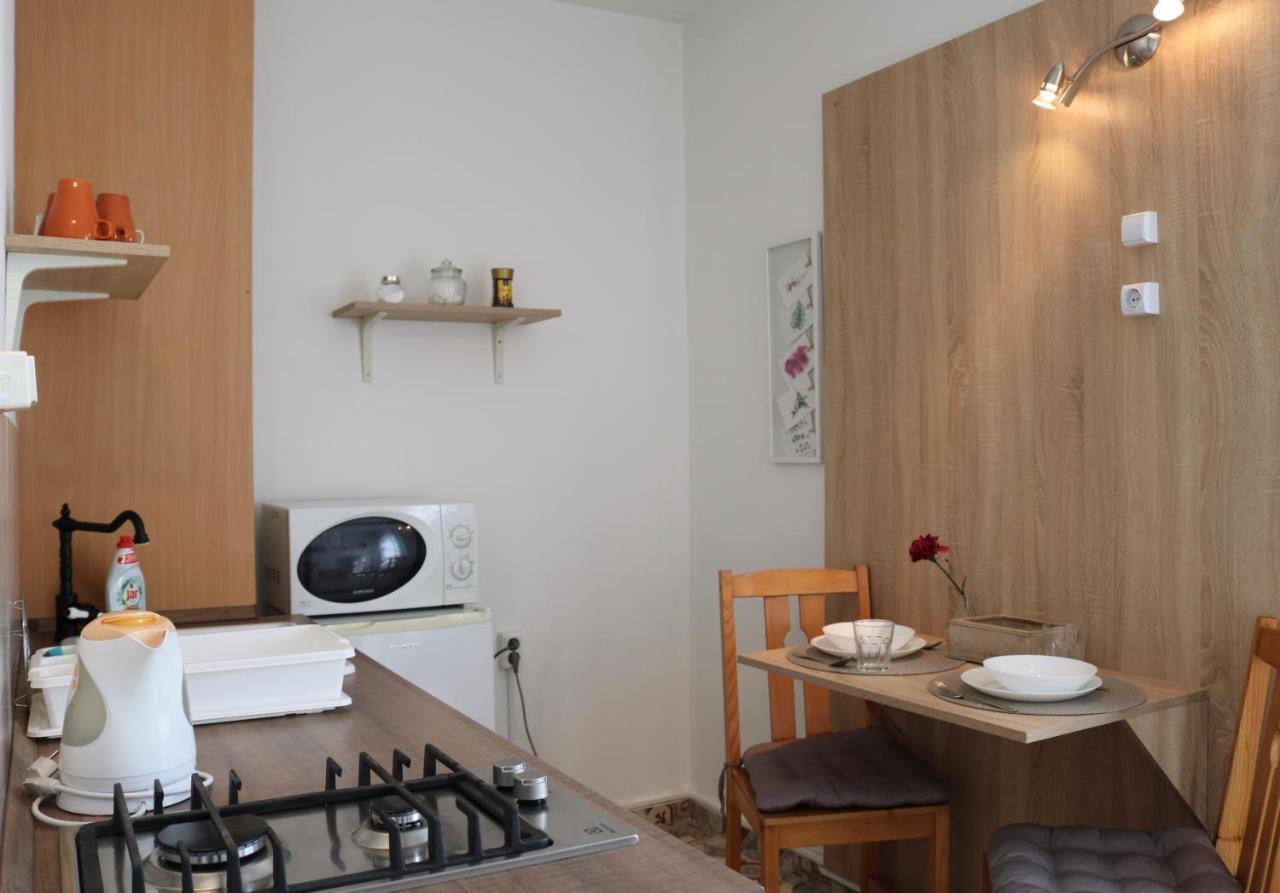 Levendula Apartman Pecs Bagian luar foto