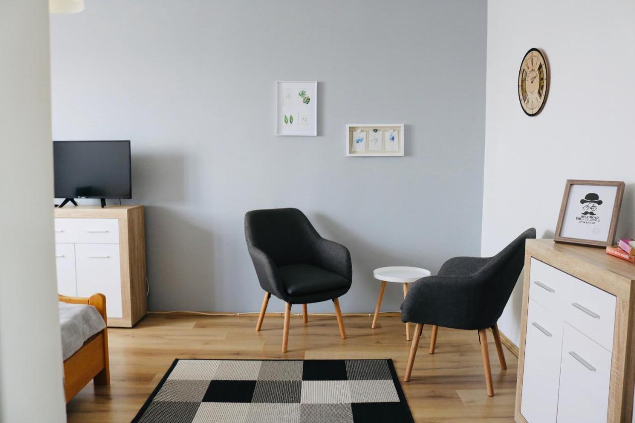 Levendula Apartman Pecs Bagian luar foto