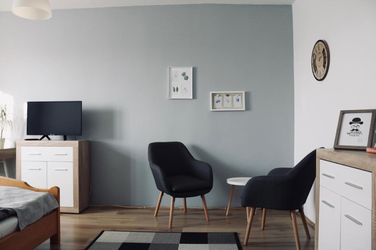 Levendula Apartman Pecs Bagian luar foto