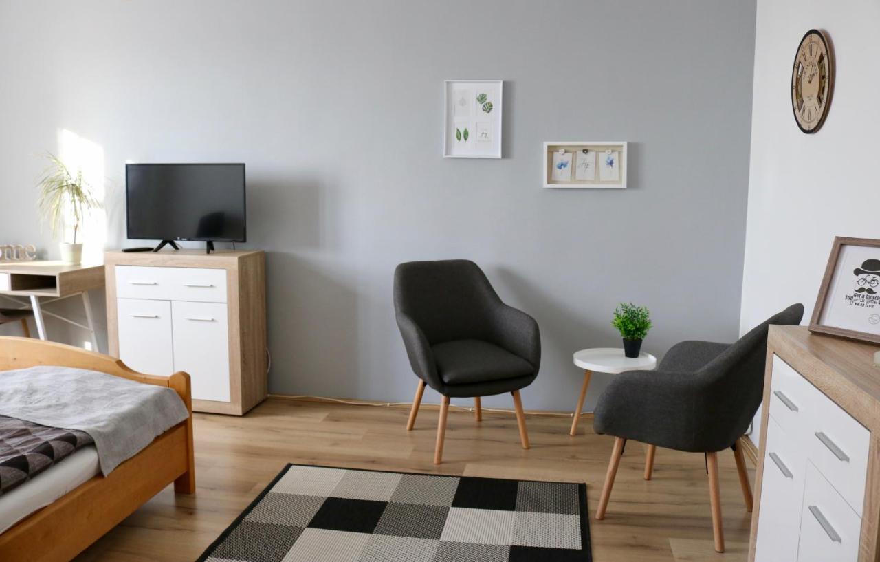 Levendula Apartman Pecs Bagian luar foto
